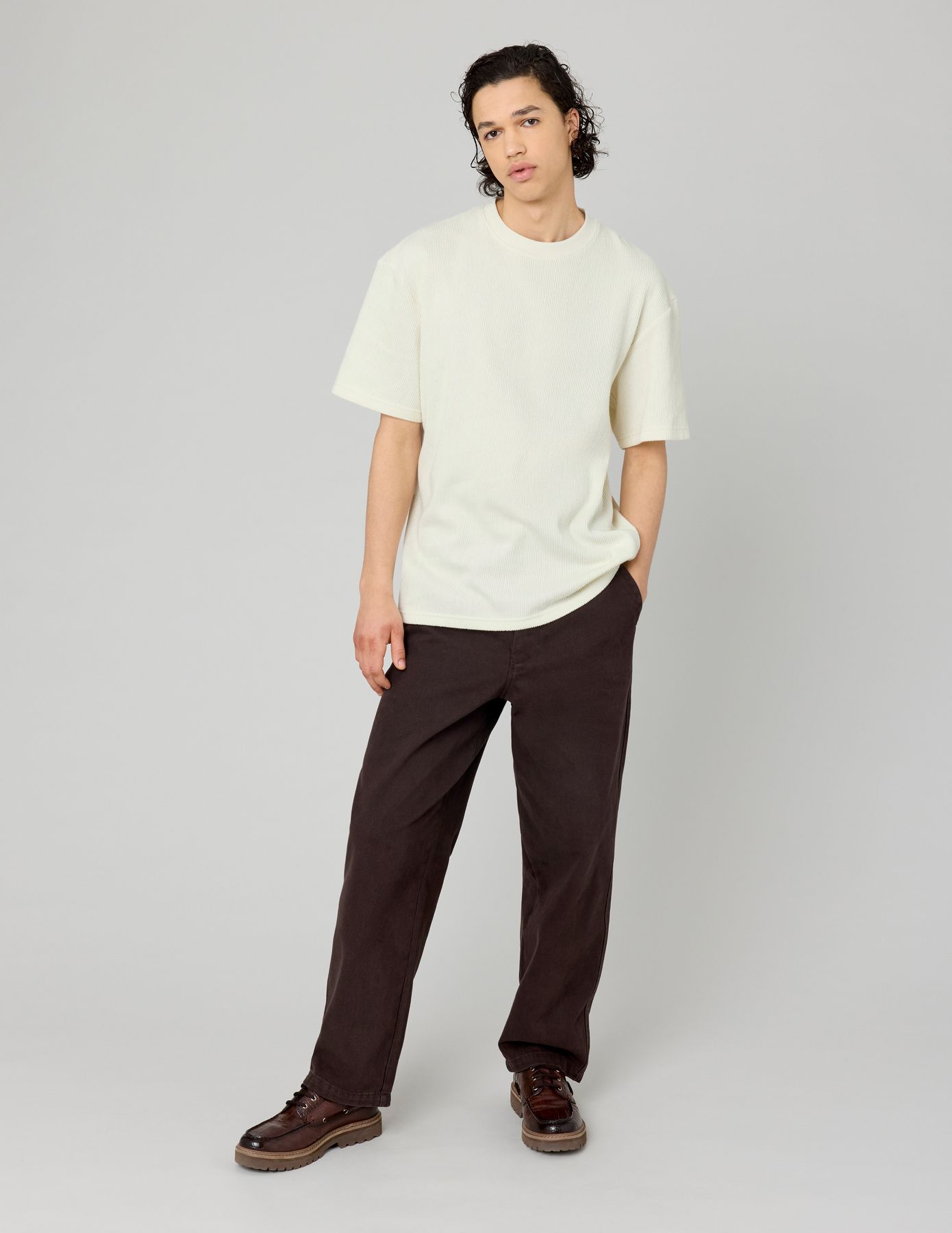 T-shirt reliéfé