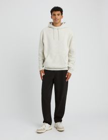 Sweat &agrave; capuche chin&eacute;