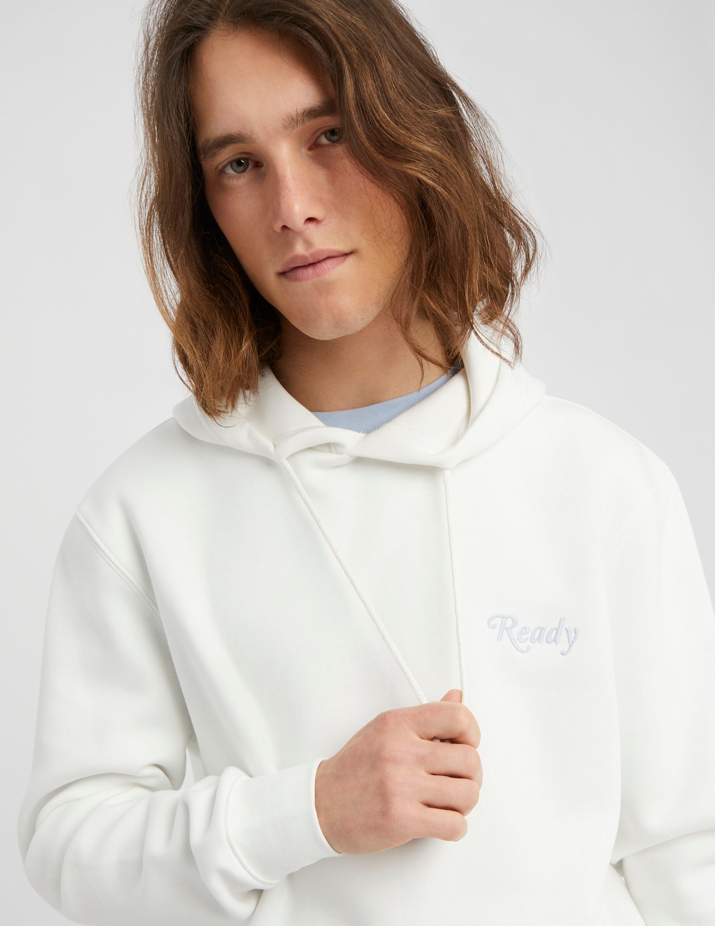 Sweat &agrave; capuche brod&eacute;