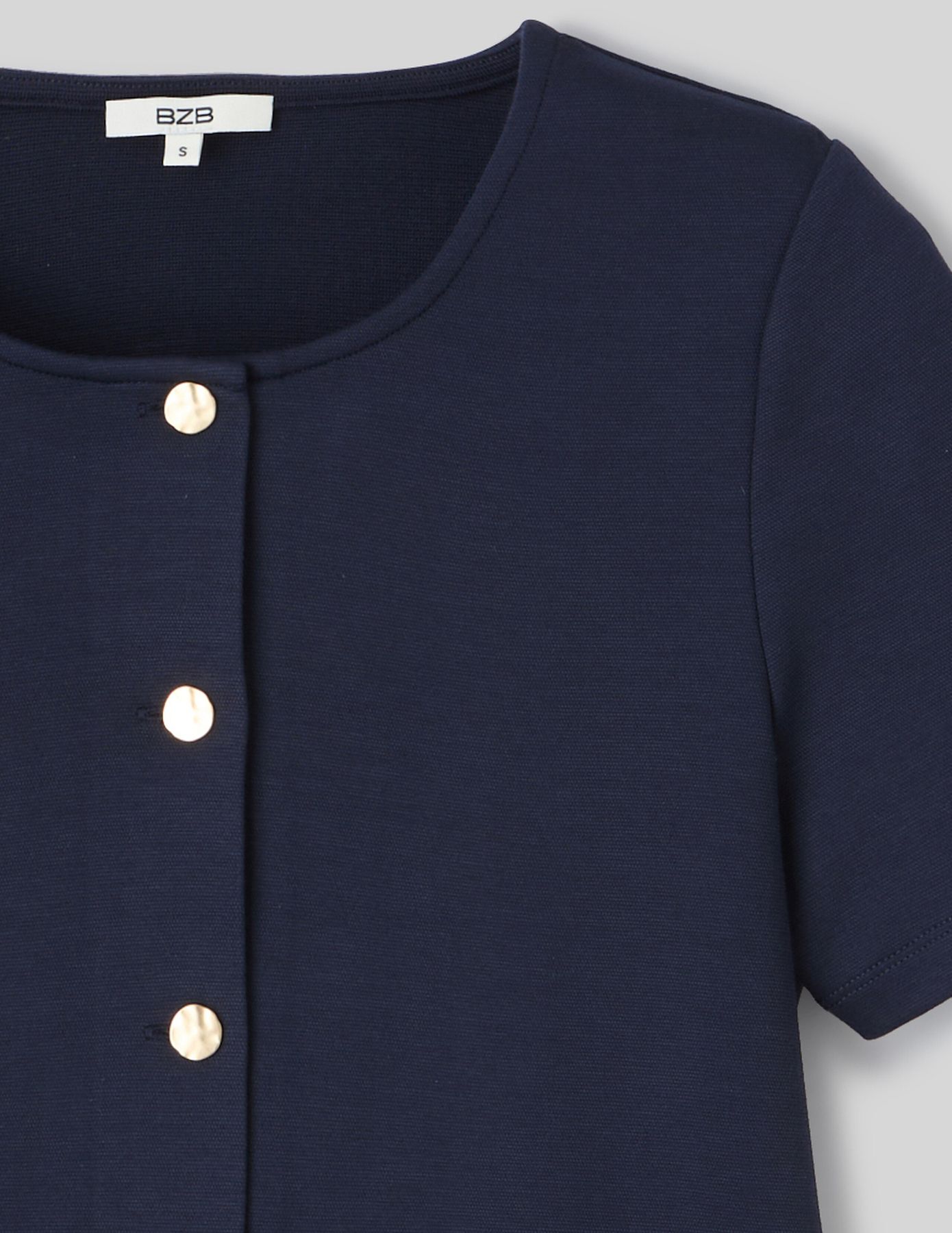 T-shirt boutonn&eacute;