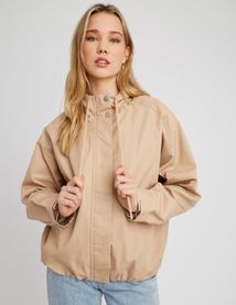 Blouson court à capuche