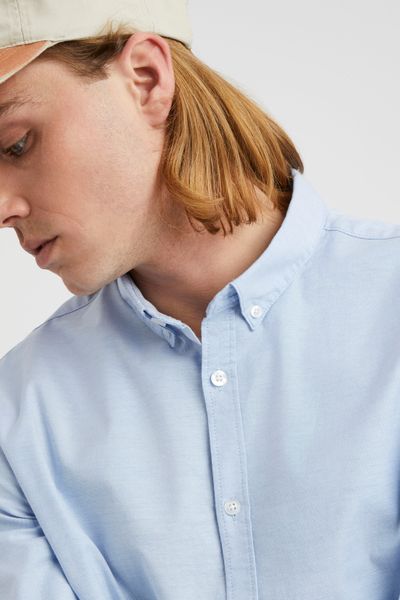 Chemise unie ajustée