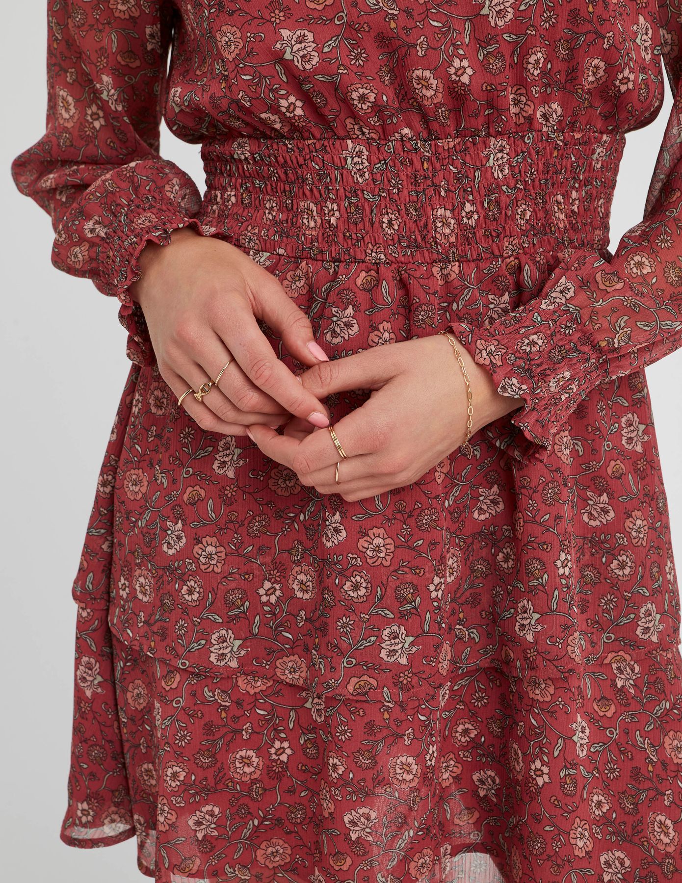 Robe courte imprimée col montant