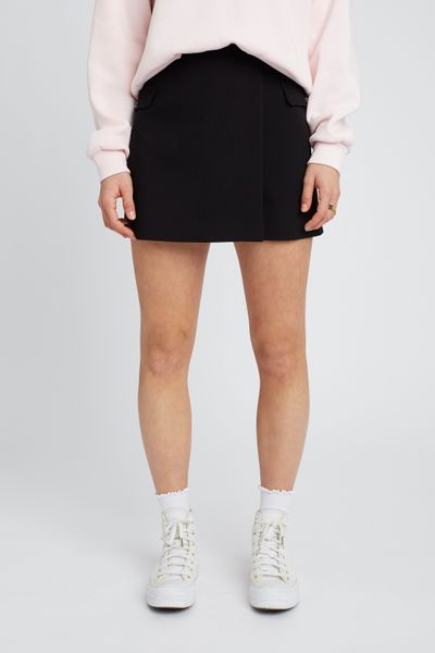 Jupe short portefeuille