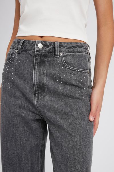 Jean straight &agrave; strass