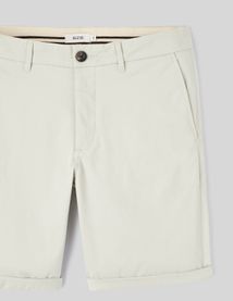 Bermuda chino