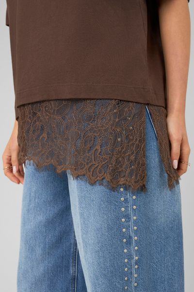 T-shirt avec empi&egrave;cement en dentelle