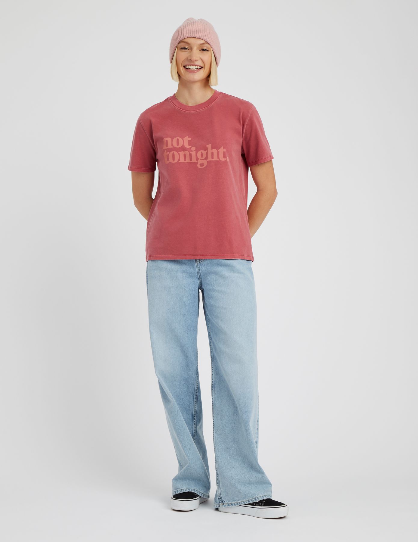 T-shirt d&eacute;lav&eacute; imprim&eacute;