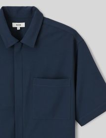 Chemise zipp&eacute;e manches courtes