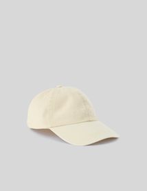 Casquette avec broderie