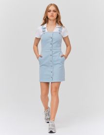 Robe en velours boutonnée