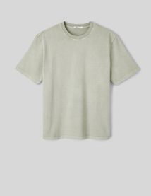 T-shirt garment dye