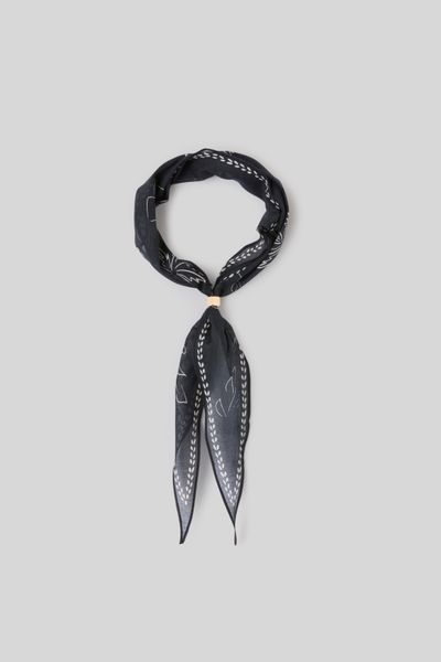 Foulard fin