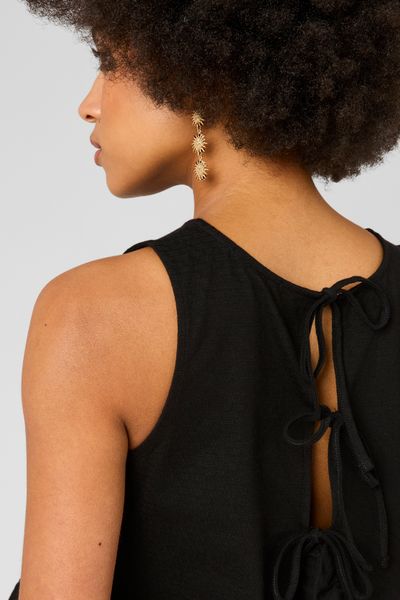 Top avec n&oelig;uds au dos