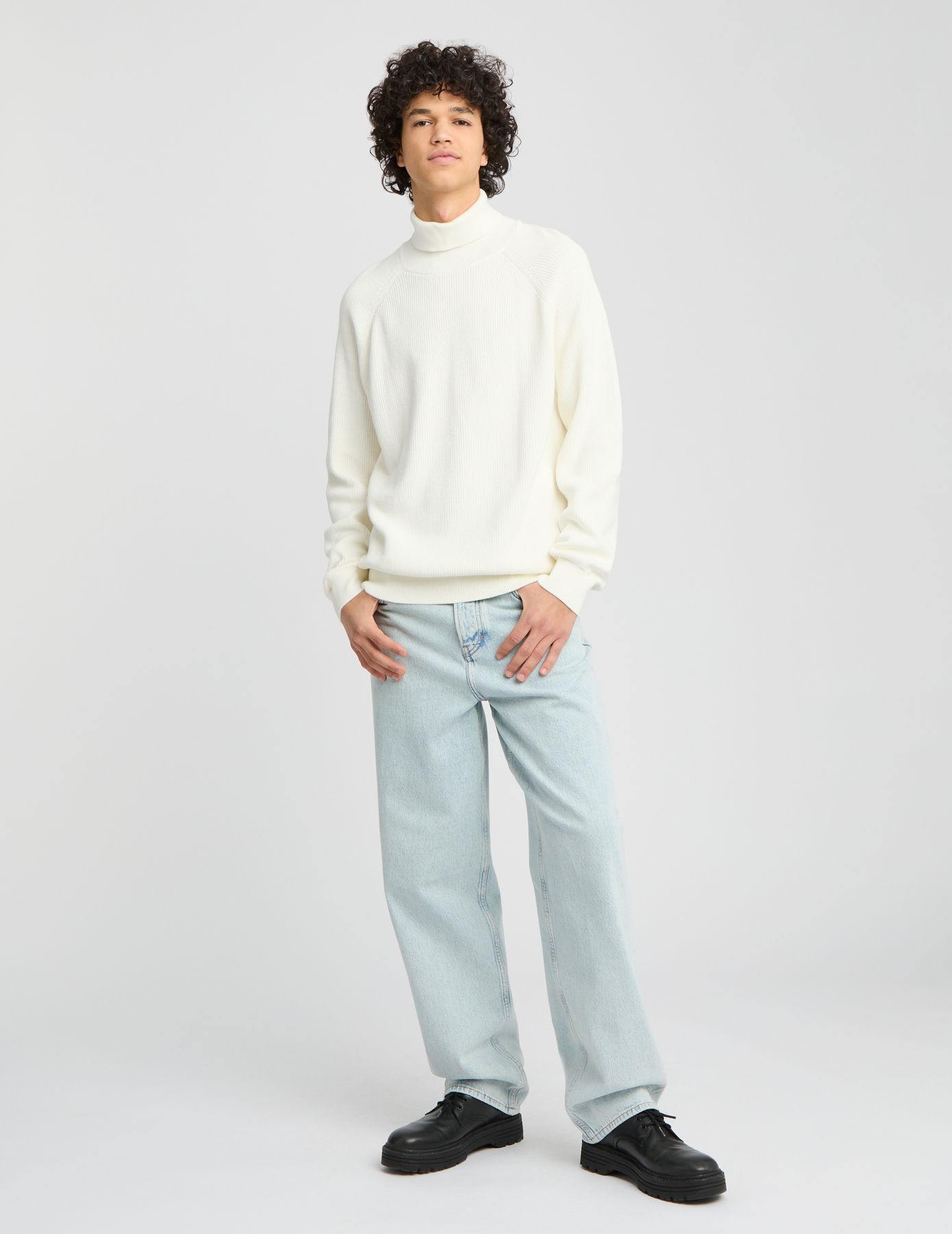 Pull col roulé