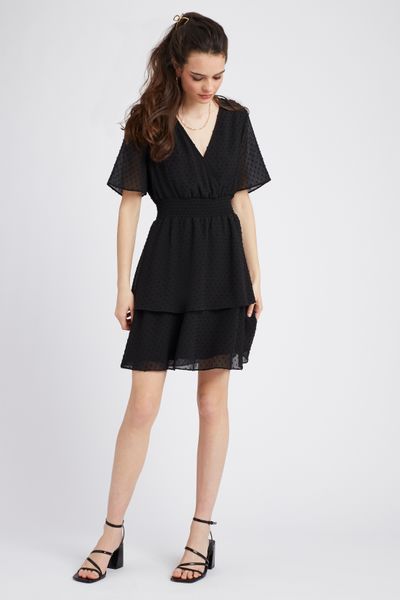 Robe courte plumetis en polyester recycl&eacute;