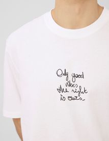 T-shirt imprim&eacute; devant