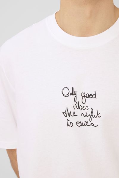 T-shirt imprim&eacute; devant