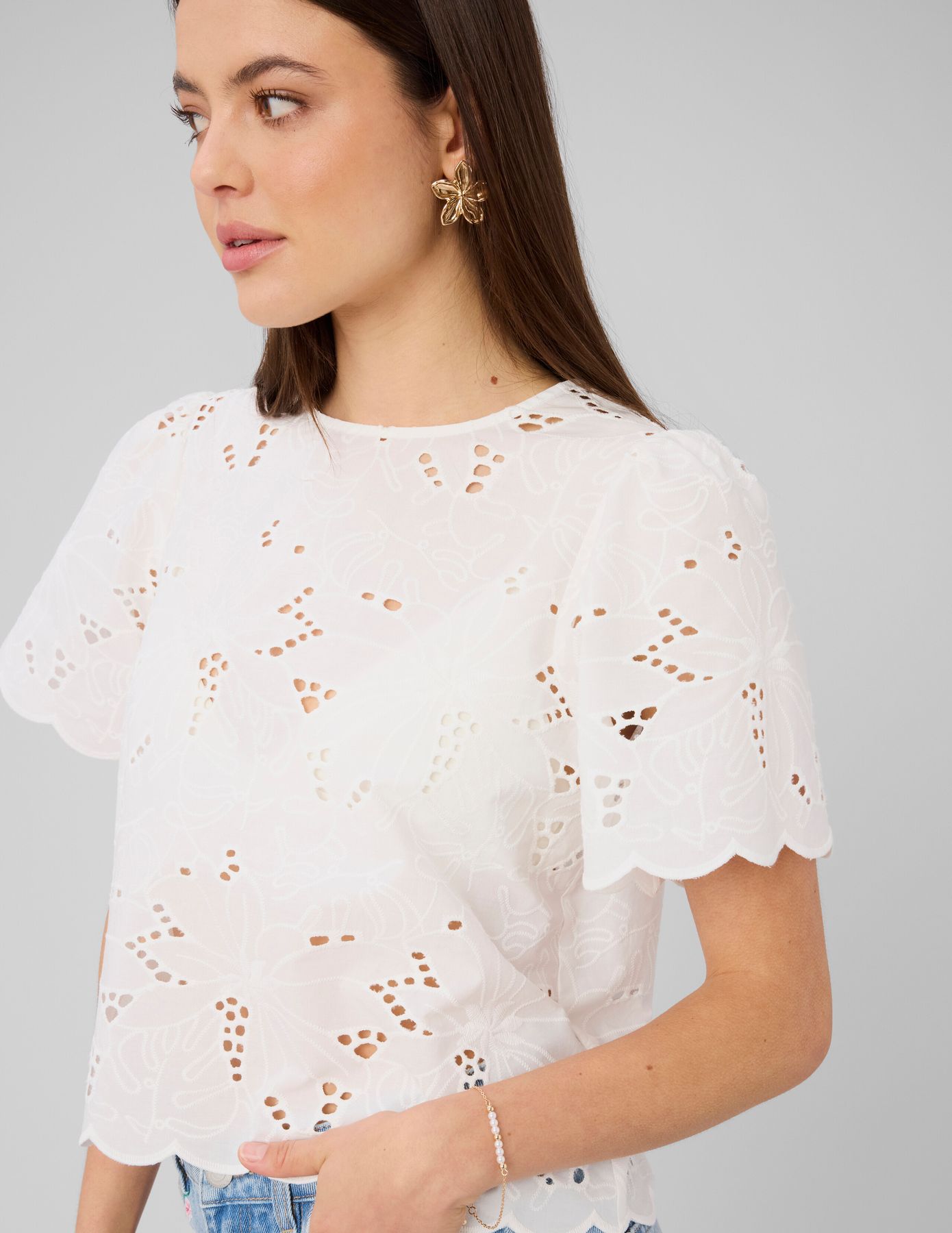 Blouse en broderie anglaise