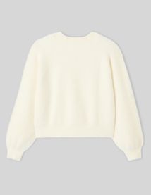 Pull fluffy boutons bijoux