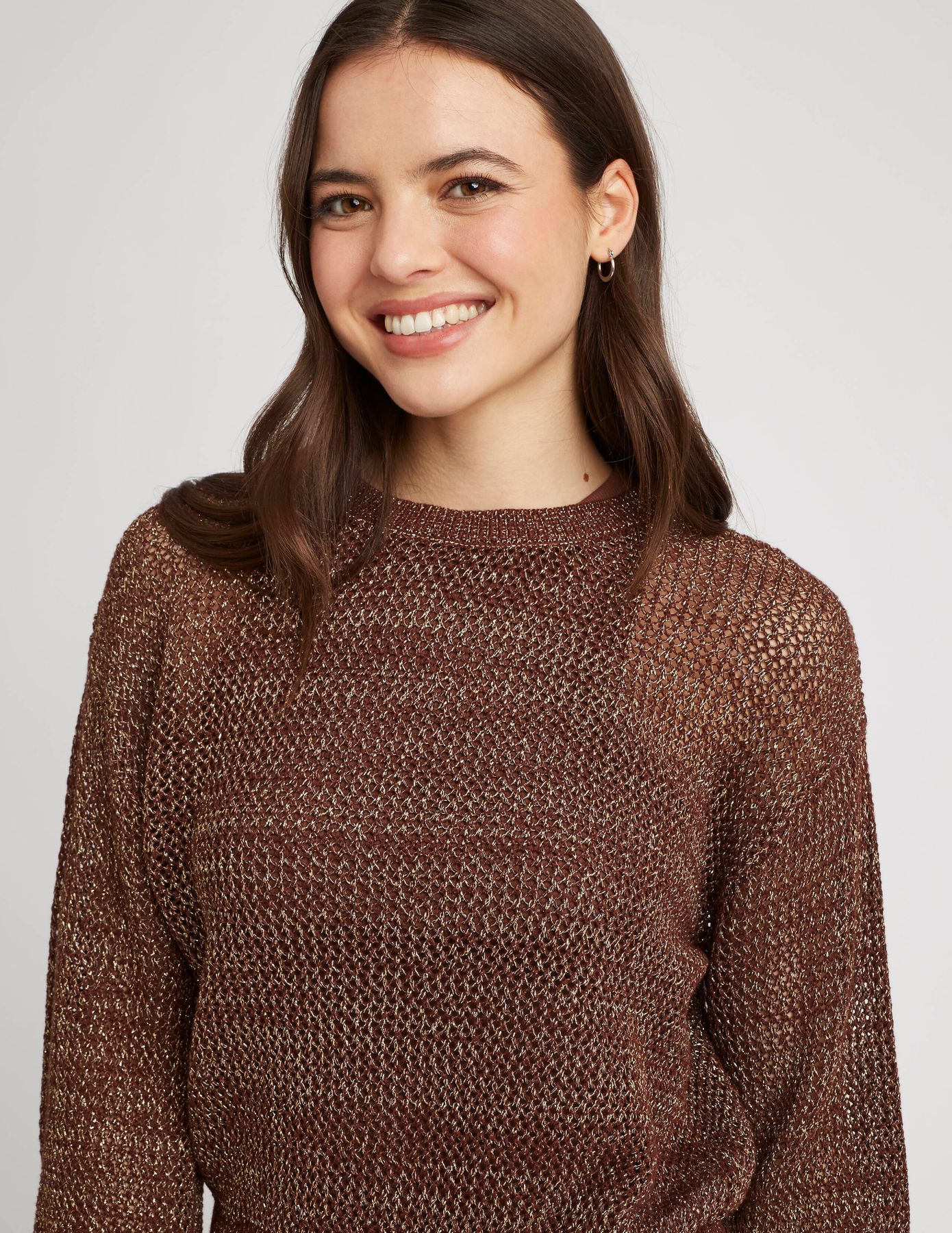 Pull en crochet avec fil pailleté