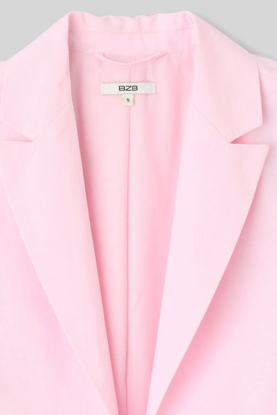 Blazer nou&eacute; court