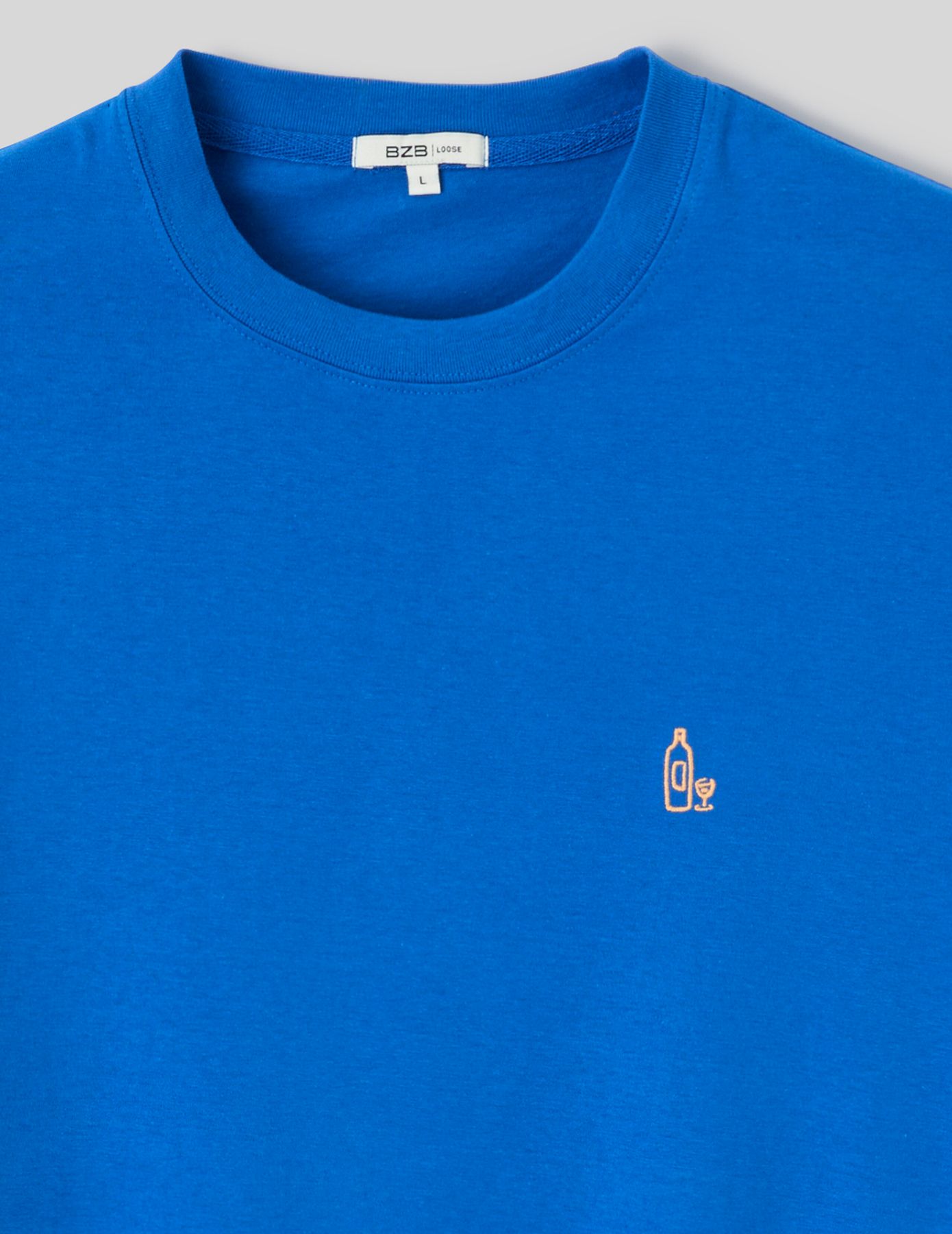 T-shirt broderie poitrine