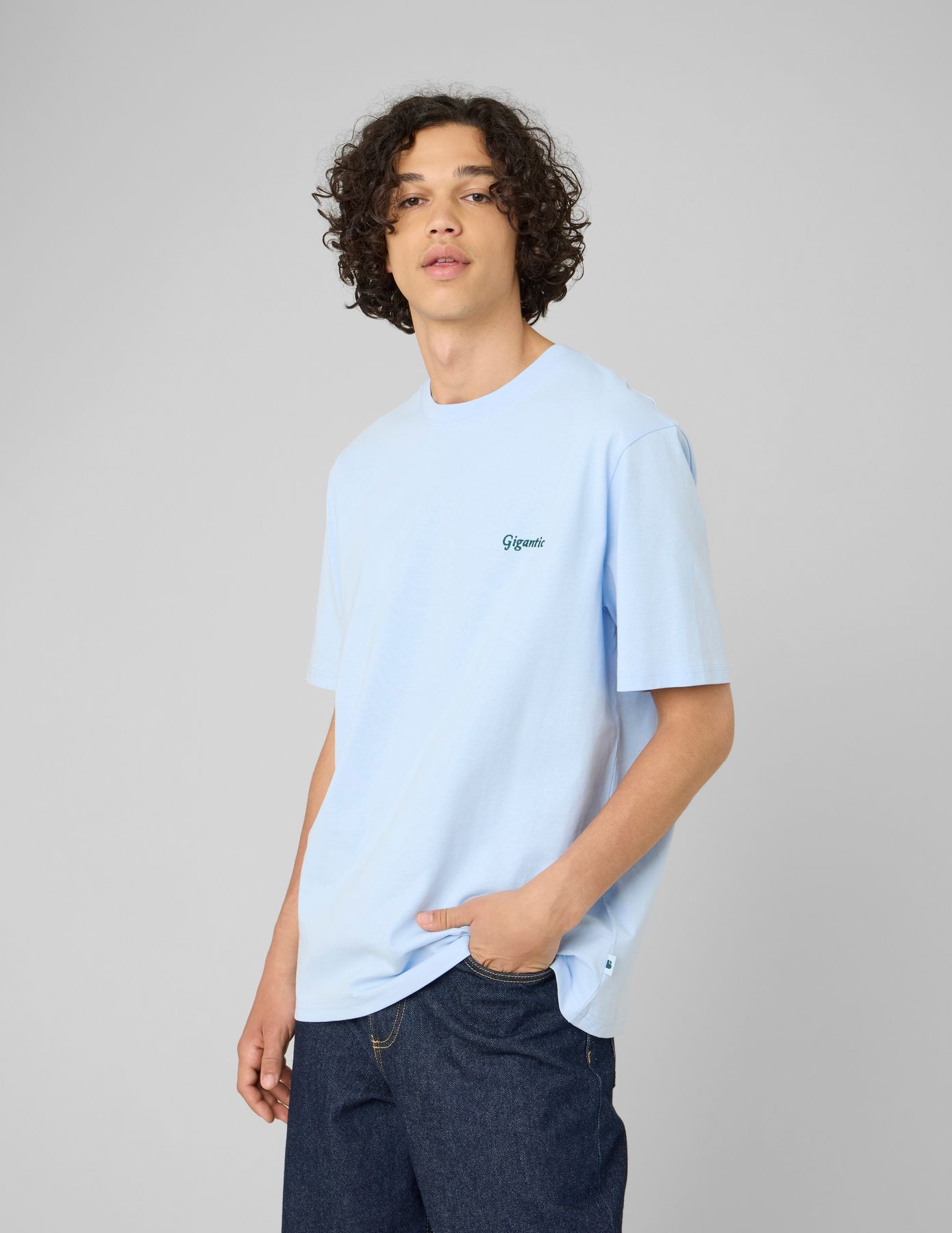 T-shirt imprim&eacute; et brod&eacute;