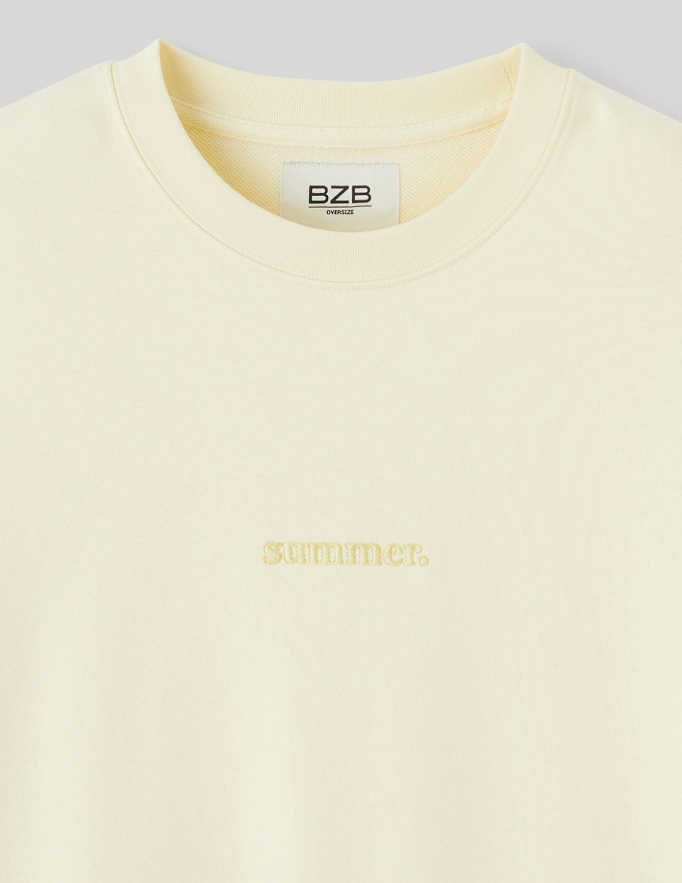 Sweat col rond broderie poitrine