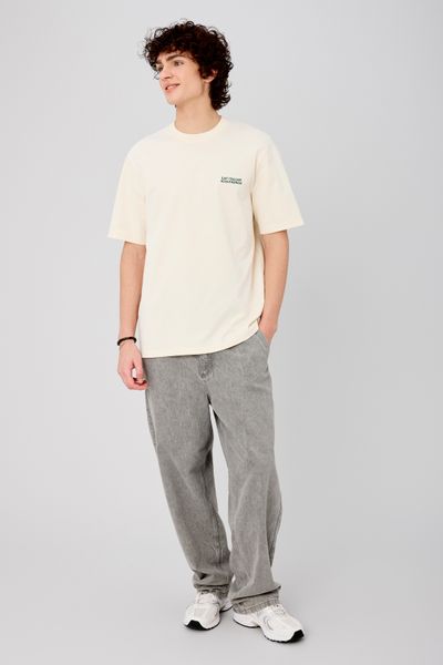 T-shirt broderie poitrine