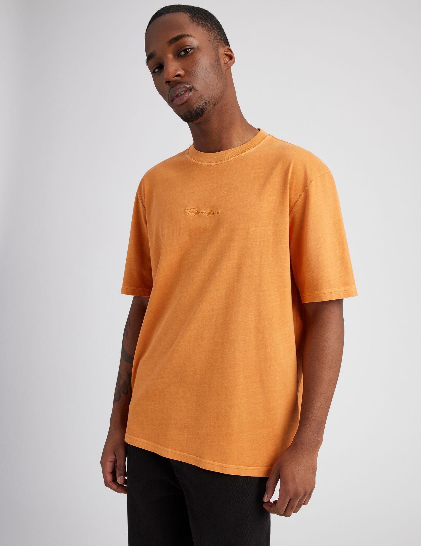 T-shirt message teint en pièce