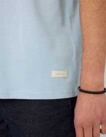 T-shirt avec &eacute;tiquette message