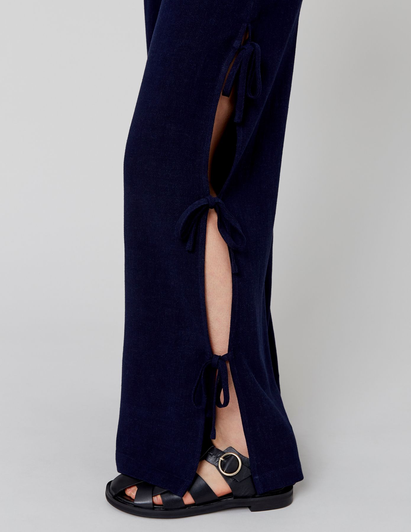 Pantalon fluide avec noeuds