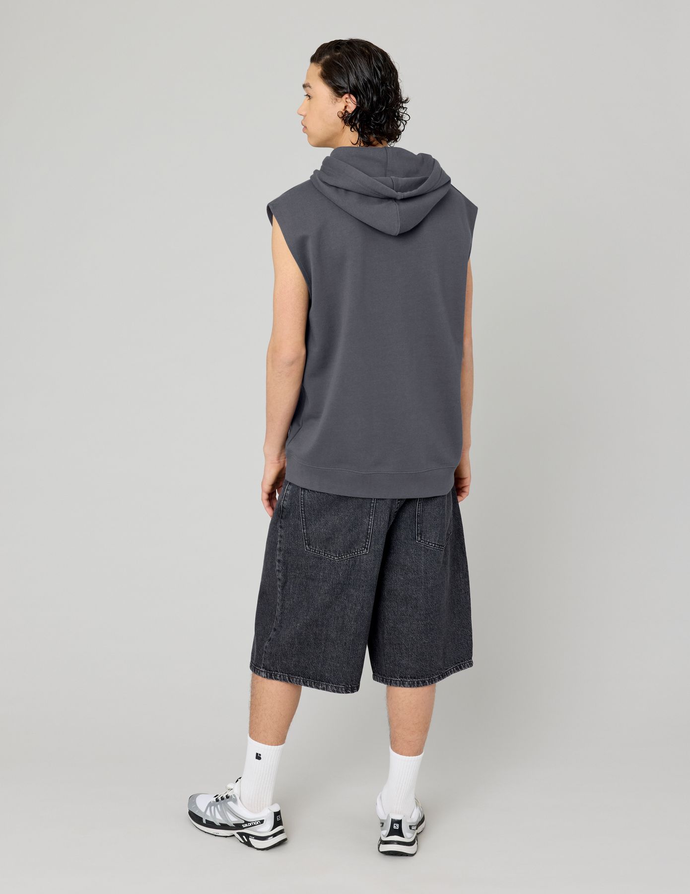 Sweat sans manches à capuche