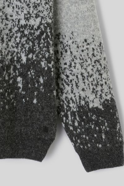 Pull jacquard