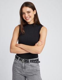 T-shirt sans manches col montant