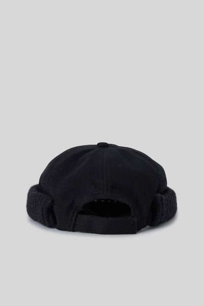 Bonnet style docker