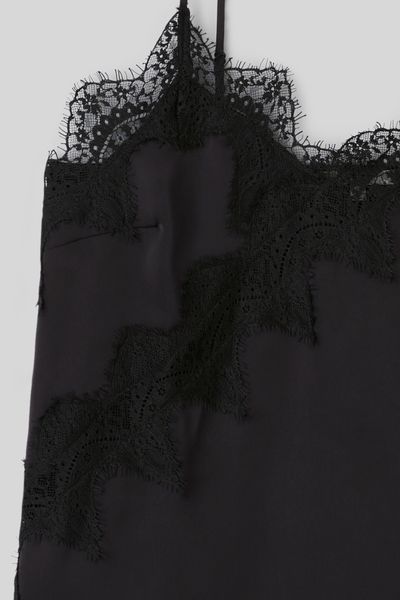 D&eacute;bardeur avec dentelle