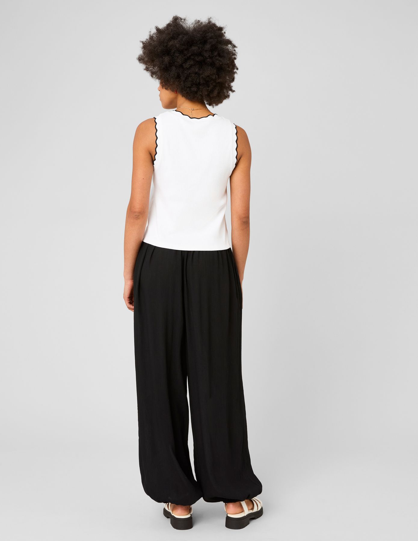 Pantalon fluide &eacute;lastiqu&eacute; bas