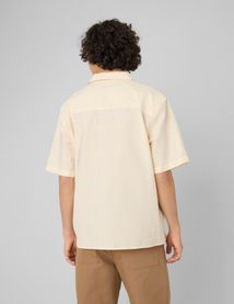 Chemise manches courtes ray&eacute;e seersucker