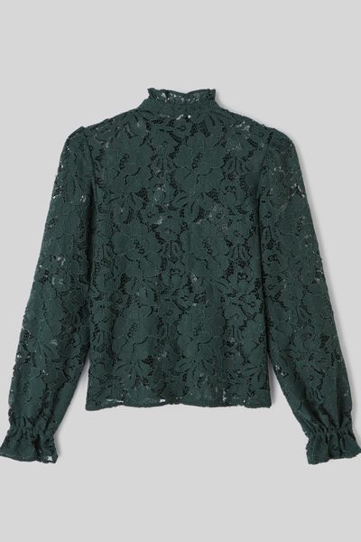 Chemise en dentelle