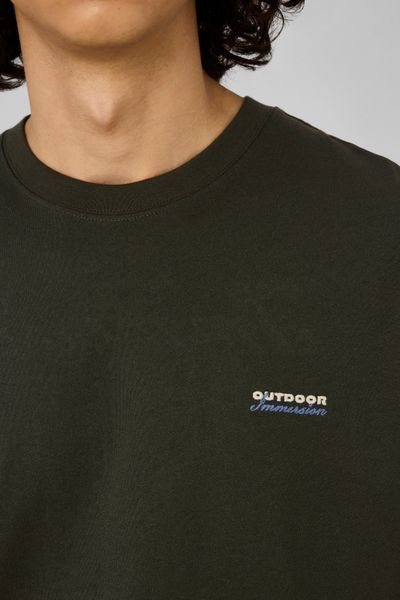 T-shirt imprim&eacute; et brod&eacute;