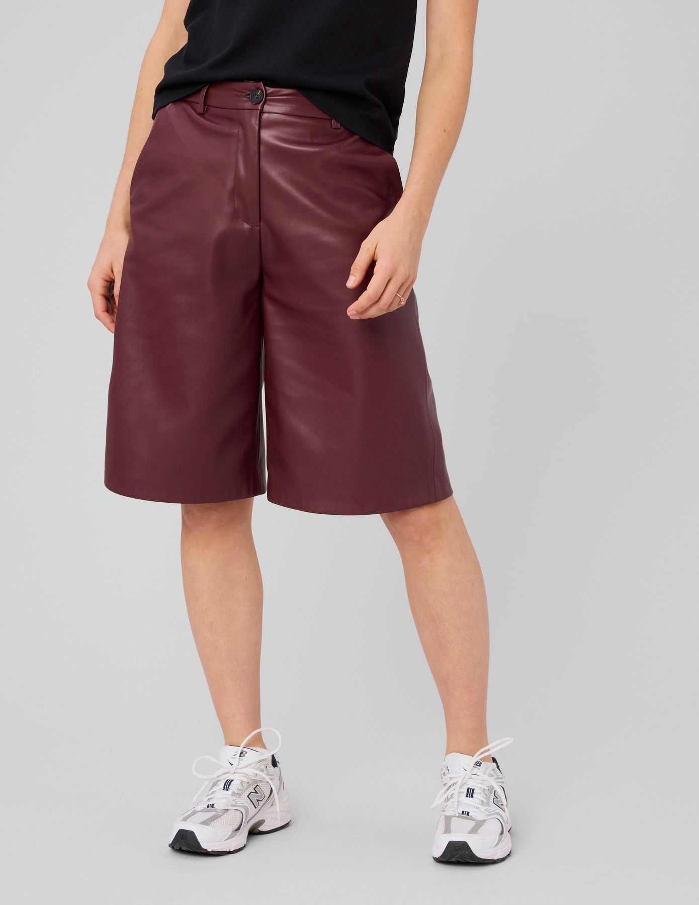 Bermuda tissu enduit