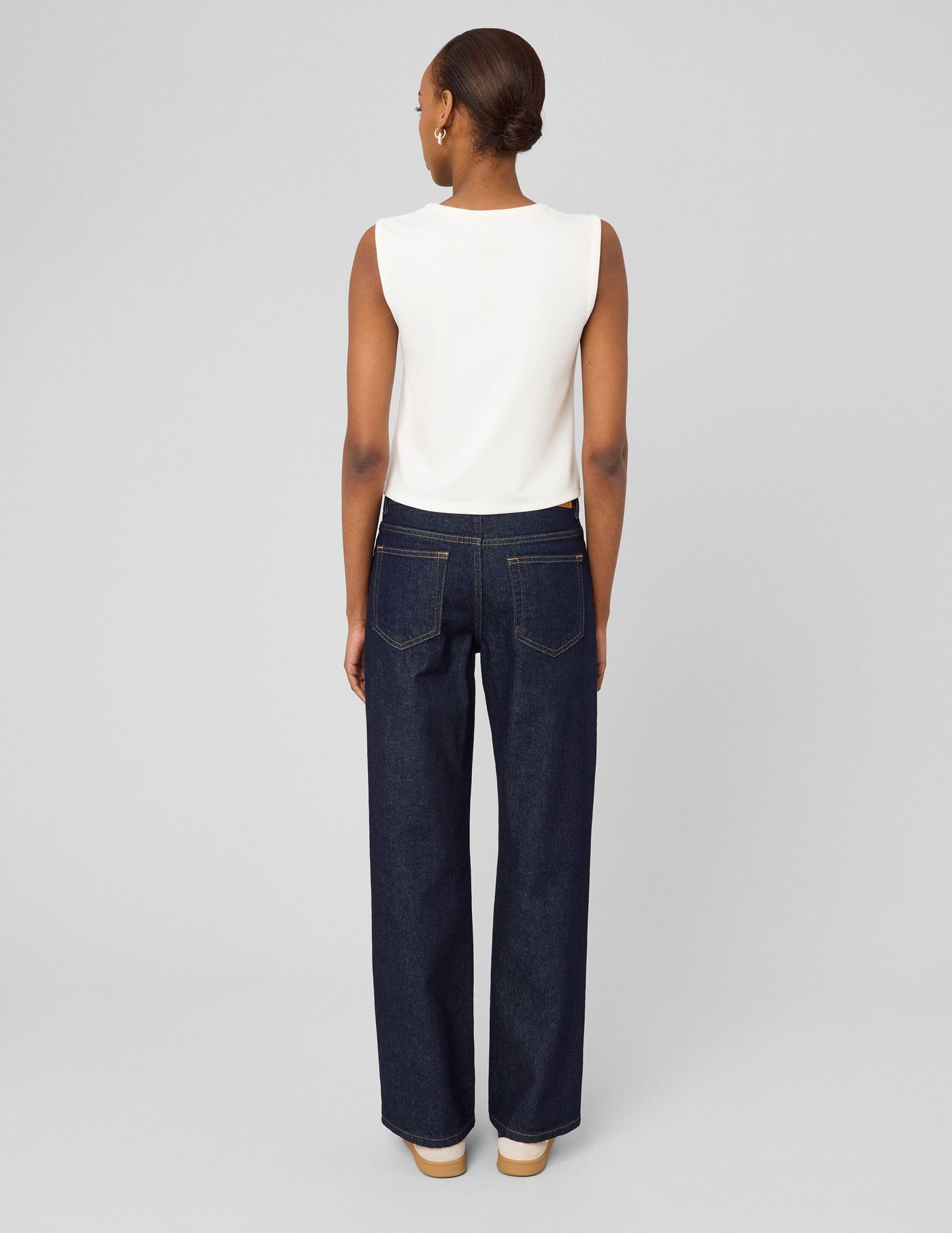 Top sans manches &agrave; n&oelig;uds