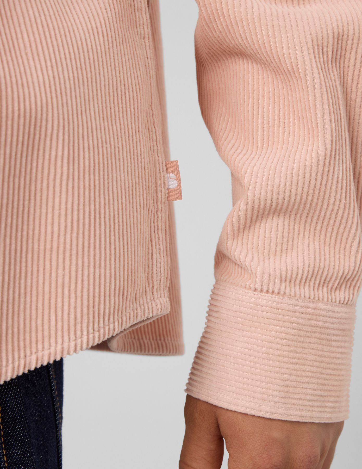 Chemise en velours c&ocirc;tel&eacute;