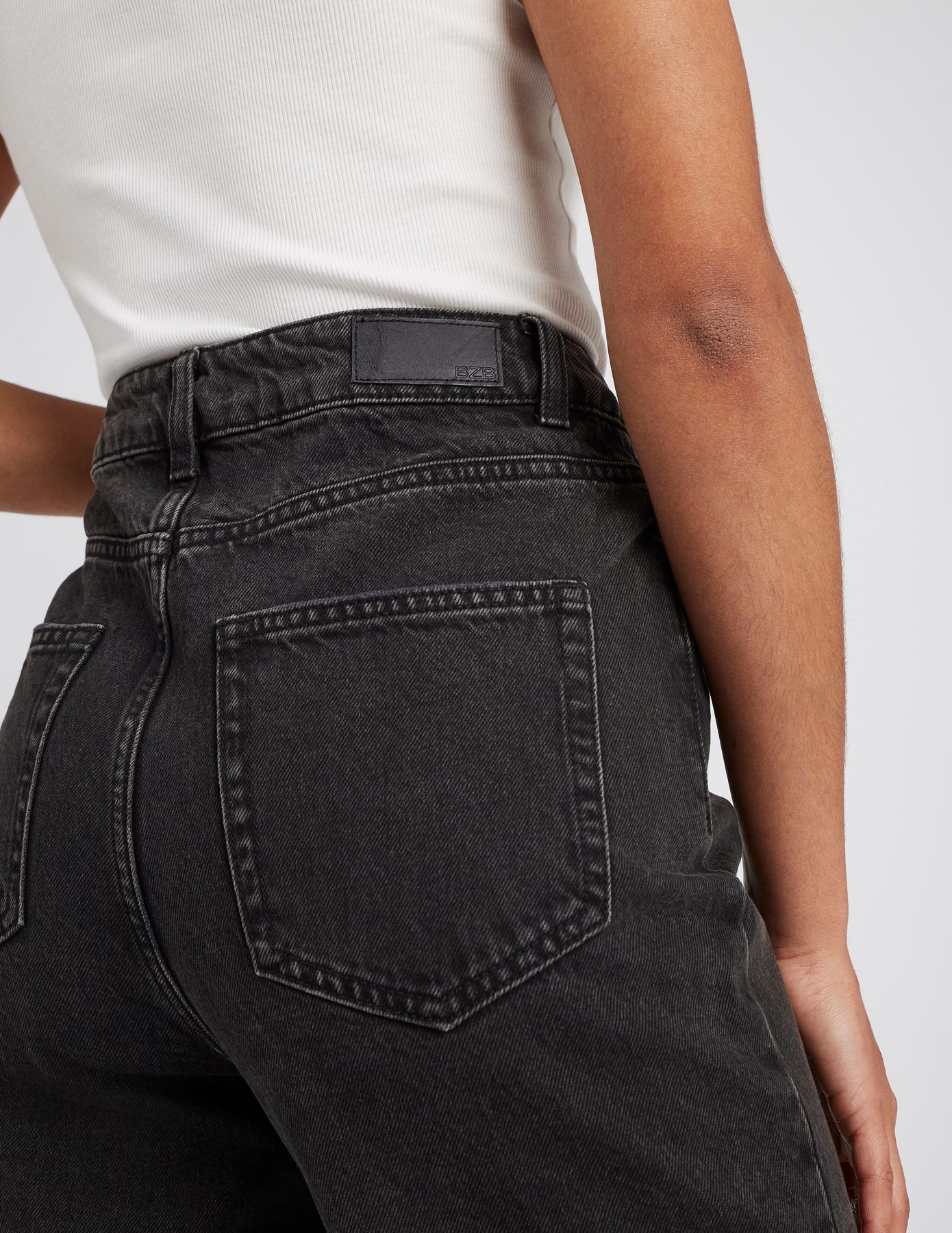 Jean straight taille haute