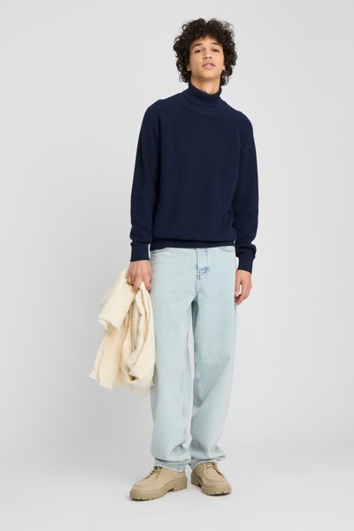 Pull col roulé