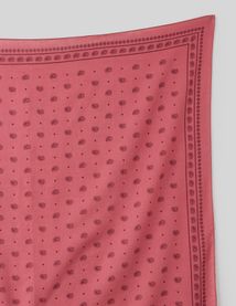 Foulard carr&eacute; imprim&eacute;