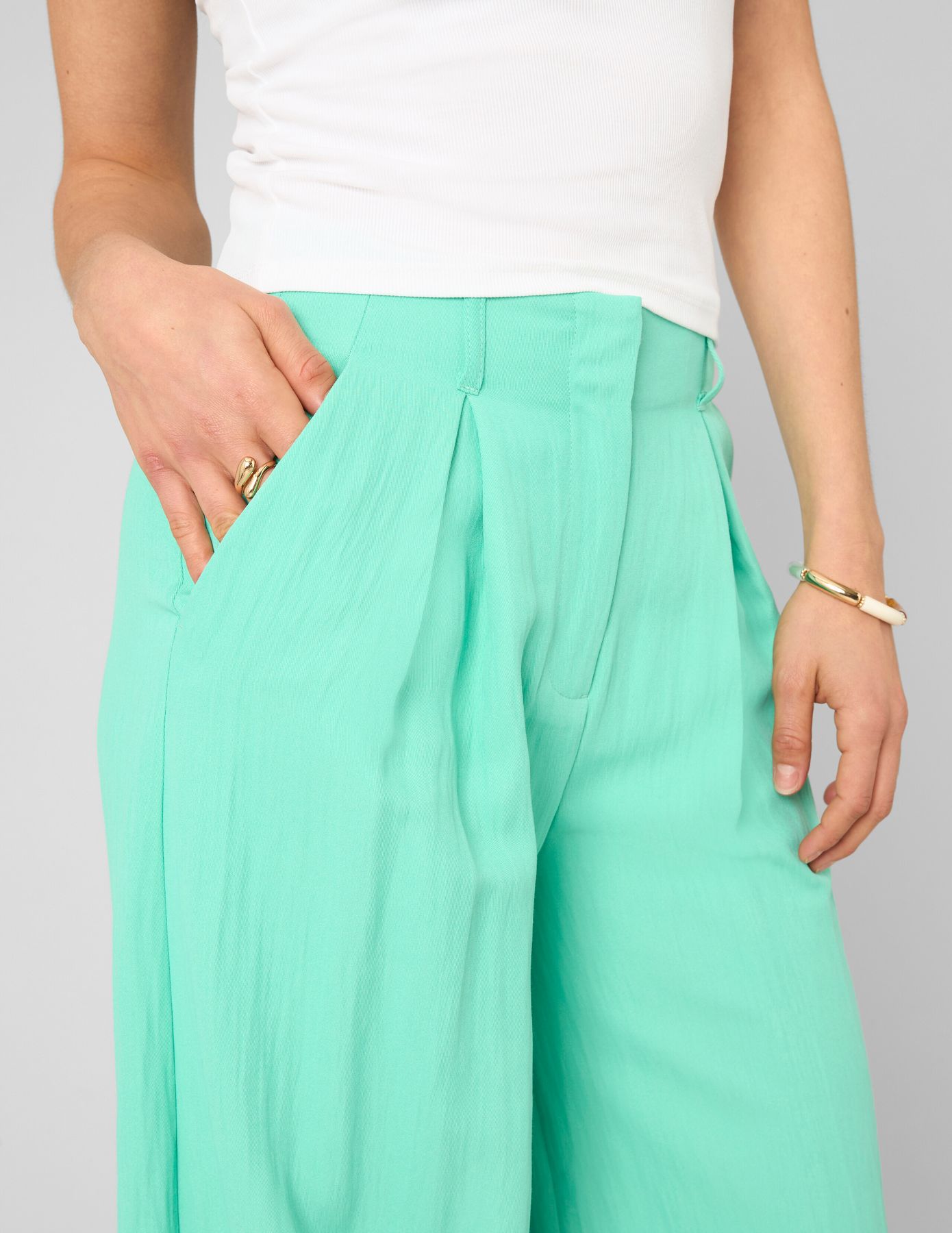 Pantalon fluide &agrave; pince