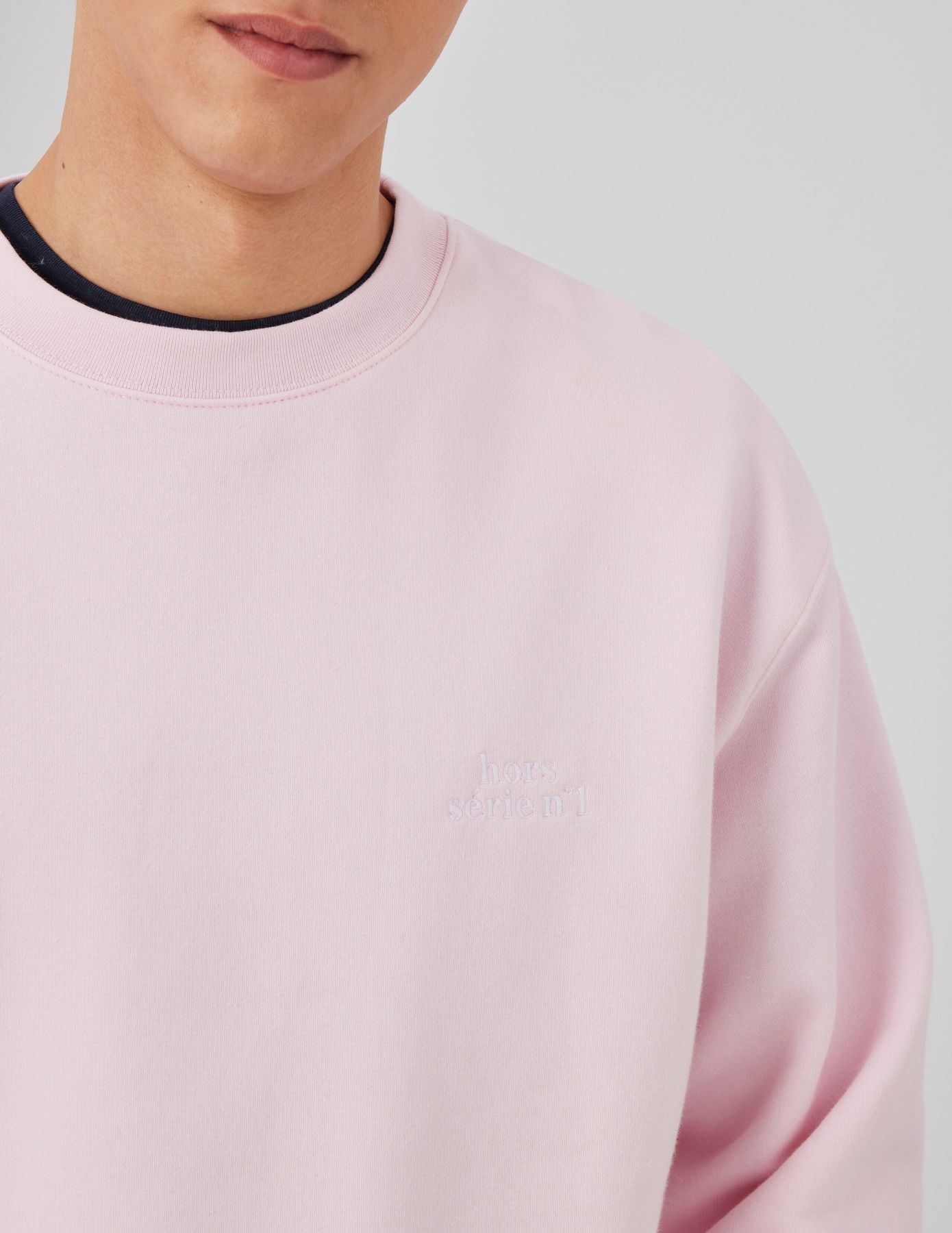 Sweat broderie devant/dos